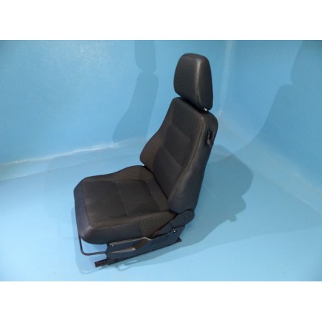 Asiento delantero izquierdo