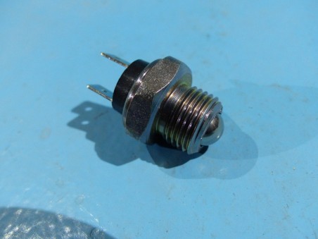 Reverse gear switch