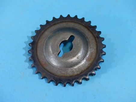 Sprocket oil pump