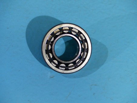 Roller bearing 5th