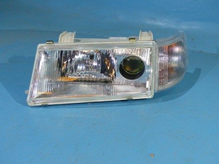 Full left front lamp 111