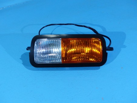 Left front indicator "M"