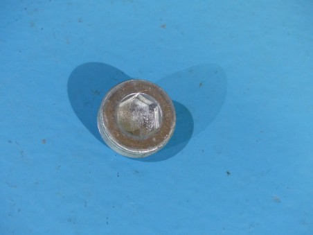 Aluminium cap