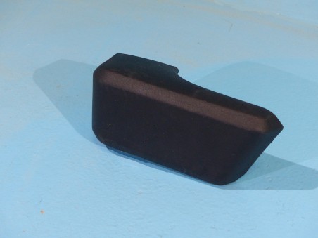 Left-hand bumper end